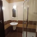 студио в мария антоанета