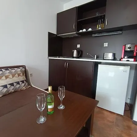 студио в мария антоанета Lejlighed *